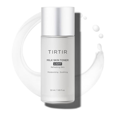 Formulat cu extract de lapte, acid hialuronic și niacinamidă, acest toner ușor calmează și revitalizează pielea, îmbunătățind textura și luminozitatea tenului. Perfect pentru toate tipurile de ten, inclusiv pentru pielea sensibilă, TirTir Milk Skin Toner Light pregătește pielea pentru următorii pași ai rutinei de îngrijire, oferind o hidratare intensă și un aspect proaspăt și radiant.